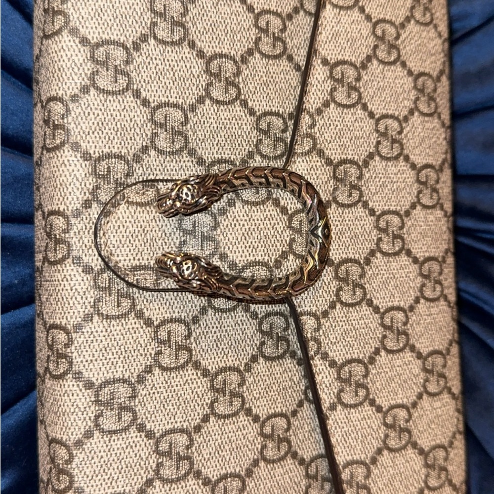 Authentic Gucci Chain Wallet - Picture 4 of 7